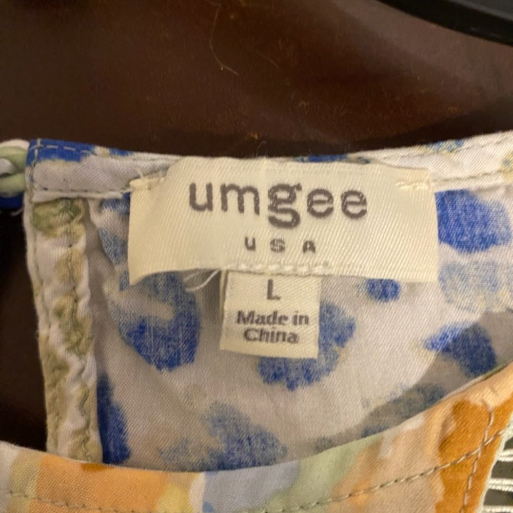 Umgee adorable top, size large - Picture 6 of 6